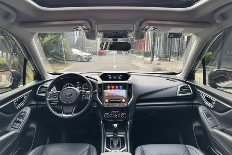 Used Subaru Forester 2019 2.0i Luxury Edition EyeSight Interior 14