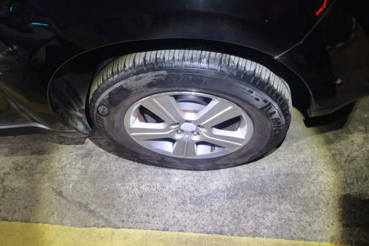 Used Subaru Forester 2008 2.0 XS Automatic Luxury Edition Right Front Wheel Hub