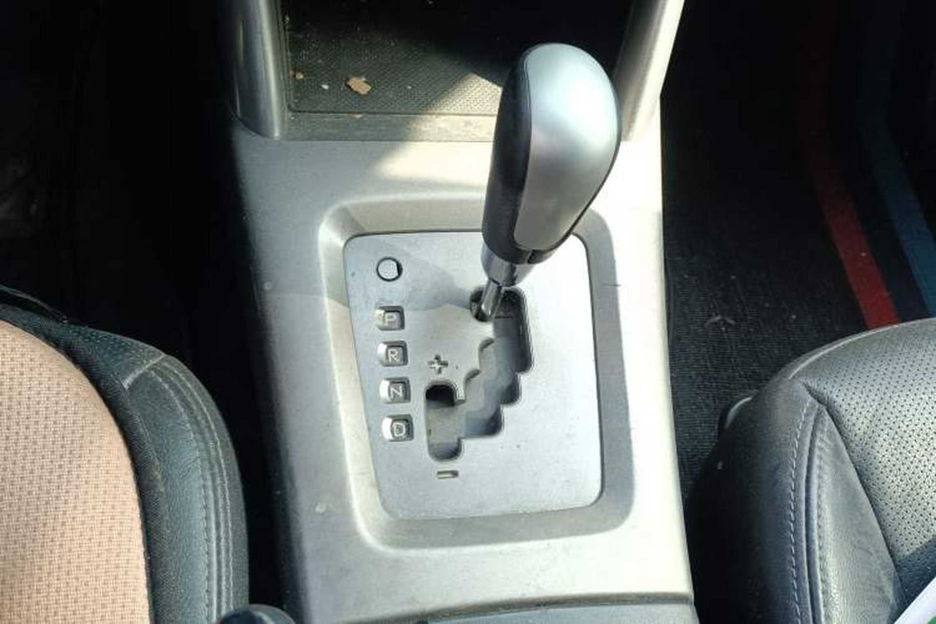 Used Subaru Forester 2008 2.0X Comfort Edition Gear Lever