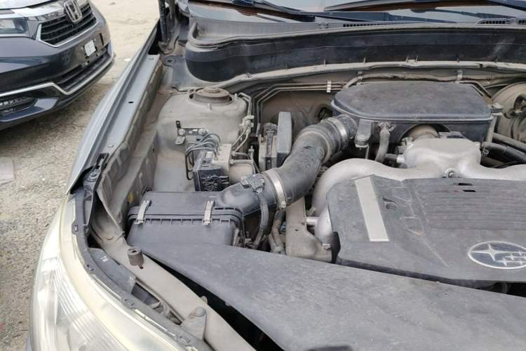 Used Subaru Forester 2008 2.0X Comfort Edition Engine Bay Right