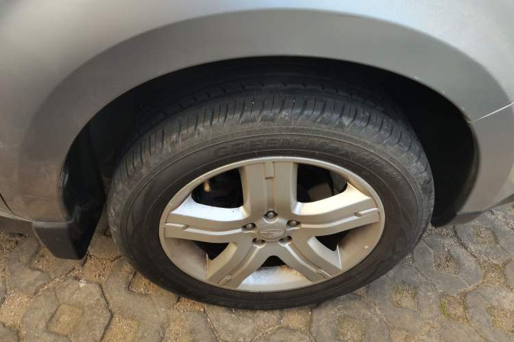 Used Subaru Forester 2009 2.5XS Automatic Luxury Edition Right Front Wheel Hub