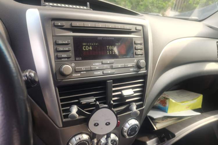 Used Subaru Forester 2009 2.5XS Automatic Luxury Edition Audio And AC Panel