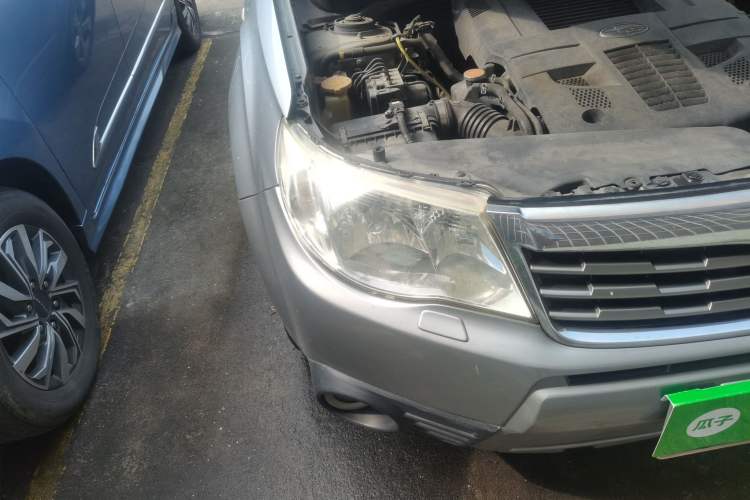 Used Subaru Forester 2009 2.5XS Automatic Luxury Edition Right Front Headlight