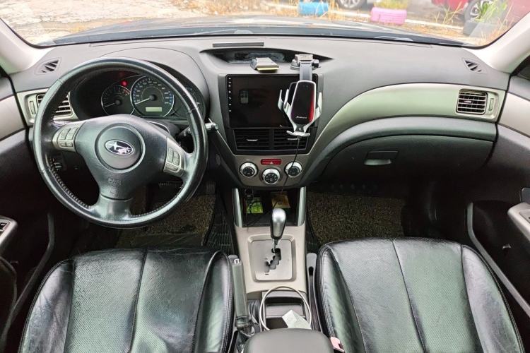 Used Subaru Forester 2010 2.0 XS Automatic Luxury Edition Center Console