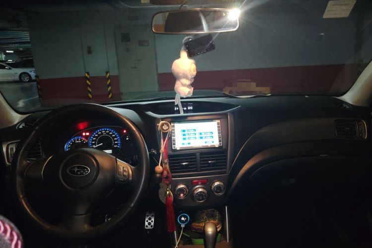 Used Subaru Forester 2010 2.5XT Luxury Navigation Edition Center Console