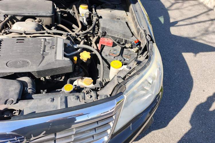 Used Subaru Forester 2010 2.5XS Automatic Luxury Edition Engine Bay Left
