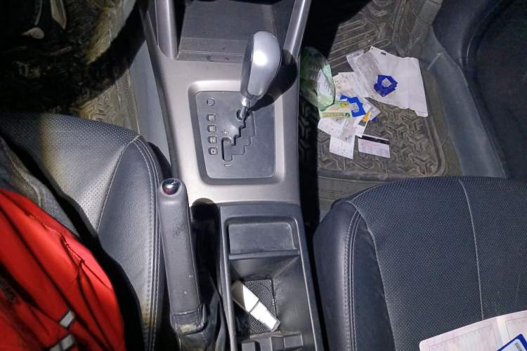Used Subaru Forester 2010 2.0 XS Automatic Luxury Edition Gear Lever