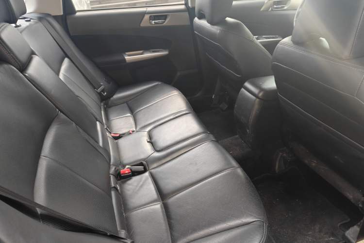 Used Subaru Forester 2010 2.5XS Automatic Luxury Edition Interior 3