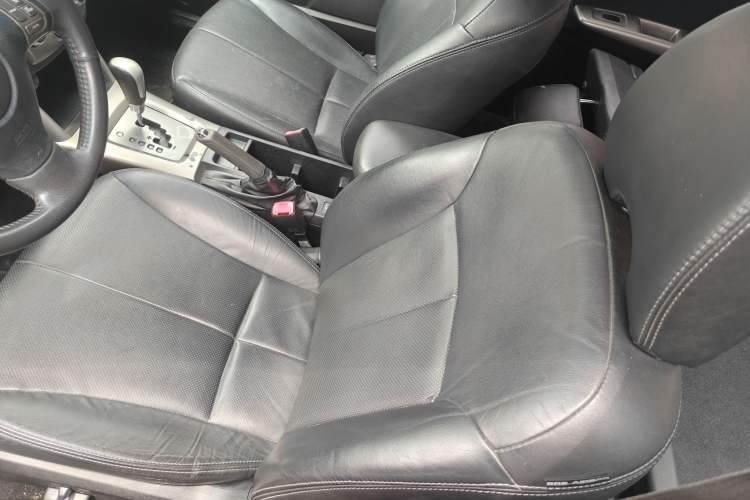 Used Subaru Forester 2010 2.5XS Automatic Luxury Edition Left Front Seat