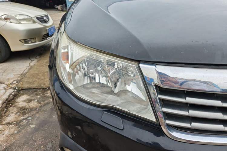 Used Subaru Forester 2010 2.0 XS Automatic Luxury Edition Right Front Headlight