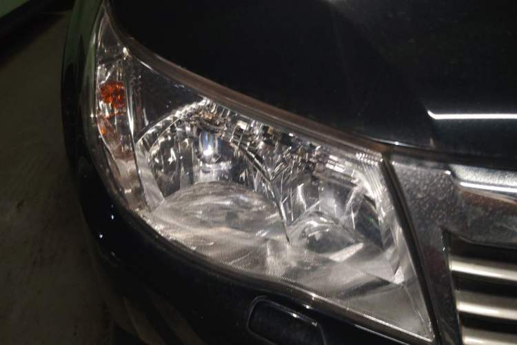 Used Subaru Forester 2010 2.5XT Luxury Navigation Edition Right Front Headlight