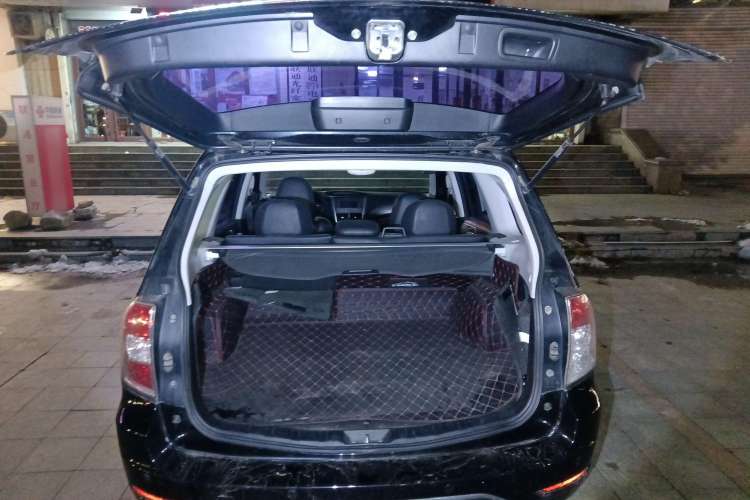 Used Subaru Forester 2010 2.0 XS Automatic Luxury Edition Trunk