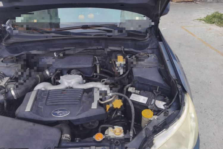 Used Subaru Forester 2010 2.0XS Luxury Navigation Edition Engine Bay Left