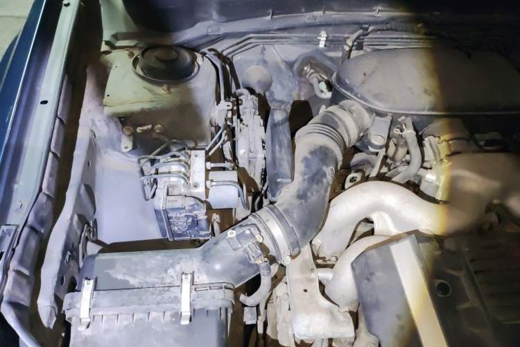 Used Subaru Forester 2010 2.0 XS Automatic Luxury Edition Engine Bay Right