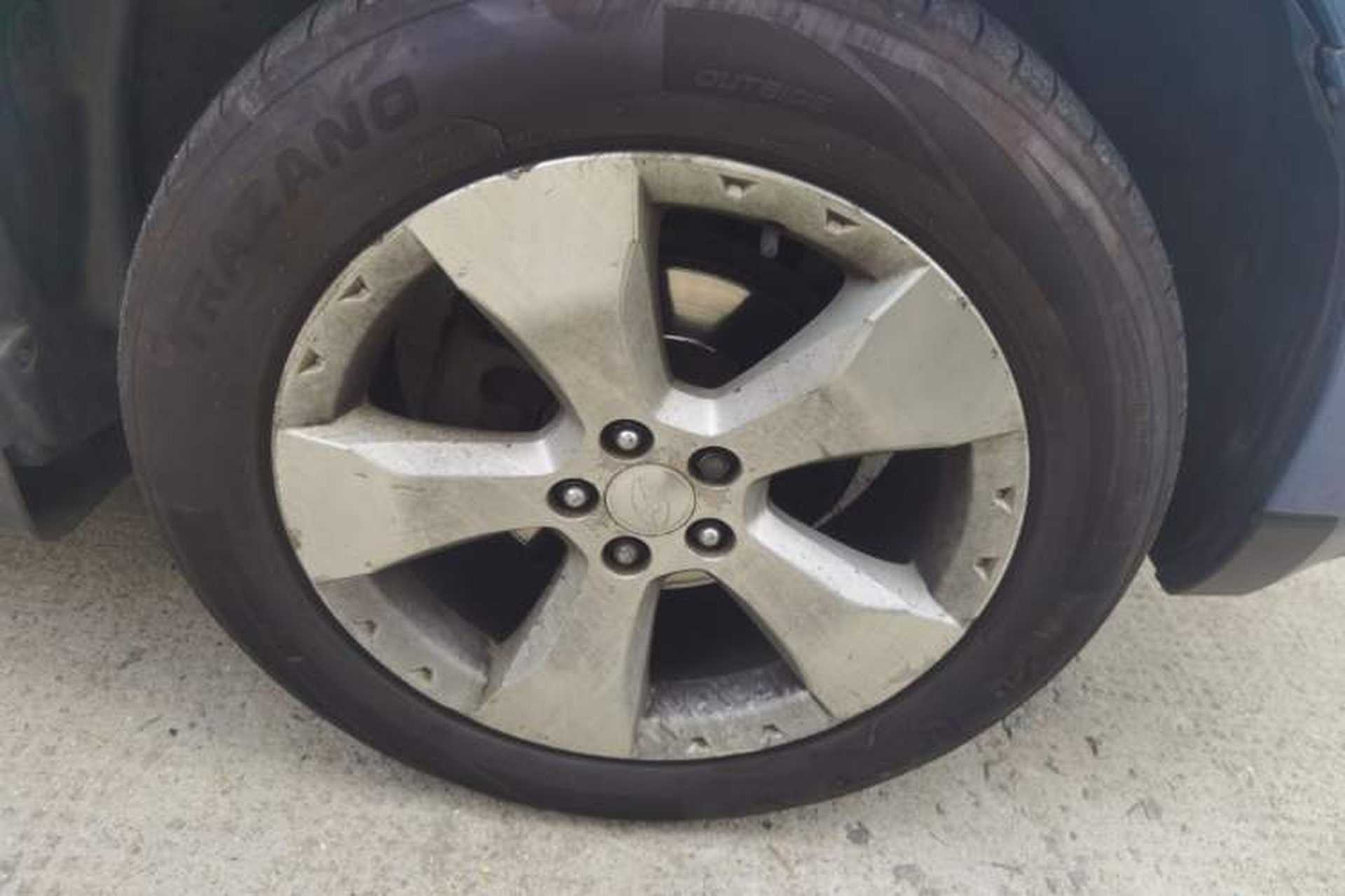 Used Subaru Forester 2010 2.0XS Luxury Navigation Edition Right Front Wheel Hub