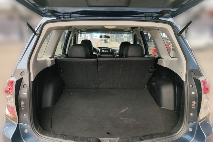 Used Subaru Forester 2010 2.0 XS Manual Deluxe Edition Trunk