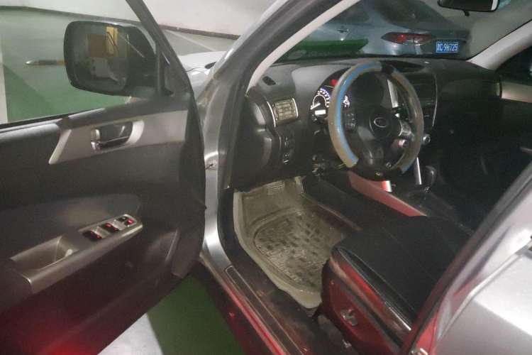 Used Subaru Forester 2010 2.5XS 100 000-Yuan Tonghui Commemorative Edition Driver Seat