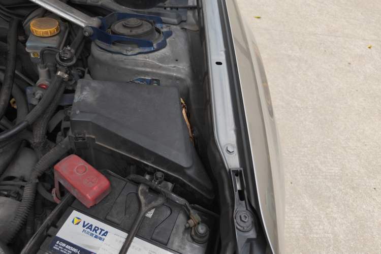 Used Subaru Forester 2010 2.5XS Automatic Luxury Edition Engine Bay Left
