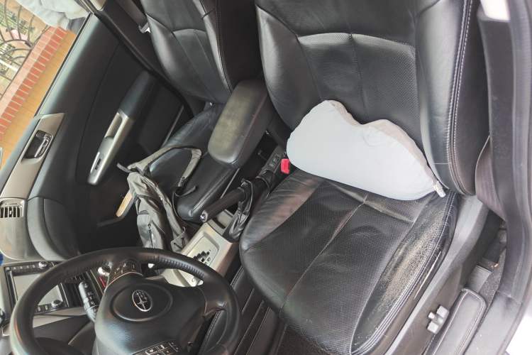 Used Subaru Forester 2010 2.5XS Automatic Luxury Edition Left Front Seat