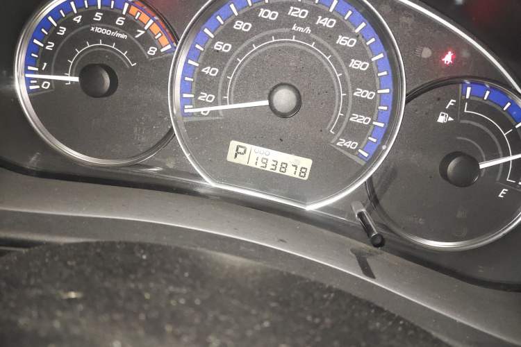 Used Subaru Forester 2010 2.5XS 100 000-Yuan Tonghui Commemorative Edition Odometer Close Up