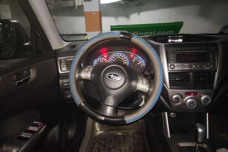Used Subaru Forester 2010 2.5XS 100 000-Yuan Tonghui Commemorative Edition Steering Wheel