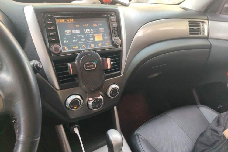 Used Subaru Forester 2010 2.5XS Automatic Luxury Edition Audio And AC Panel