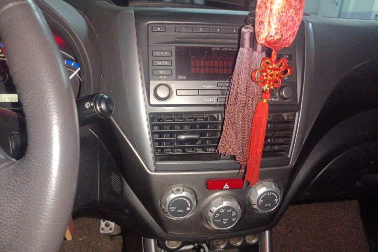 Used Subaru Forester 2010 2.0 XS Sport Special Edition Audio And AC Panel