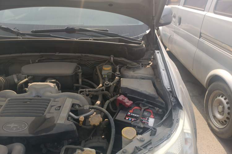 Used Subaru Forester 2010 2.0 XS - 100 000-Yuan Tonghui Commemorative Edition Engine Bay Left