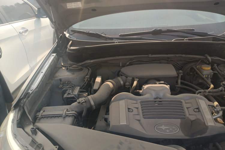 Used Subaru Forester 2010 2.0 XS - 100 000-Yuan Tonghui Commemorative Edition Engine Bay Right