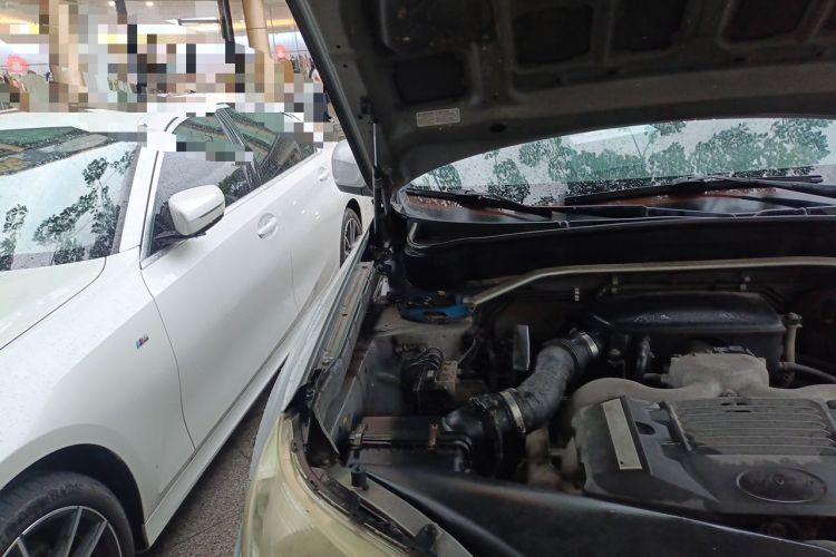 Used Subaru Forester 2010 2.0 XS Automatic Luxury Edition Engine Bay Right