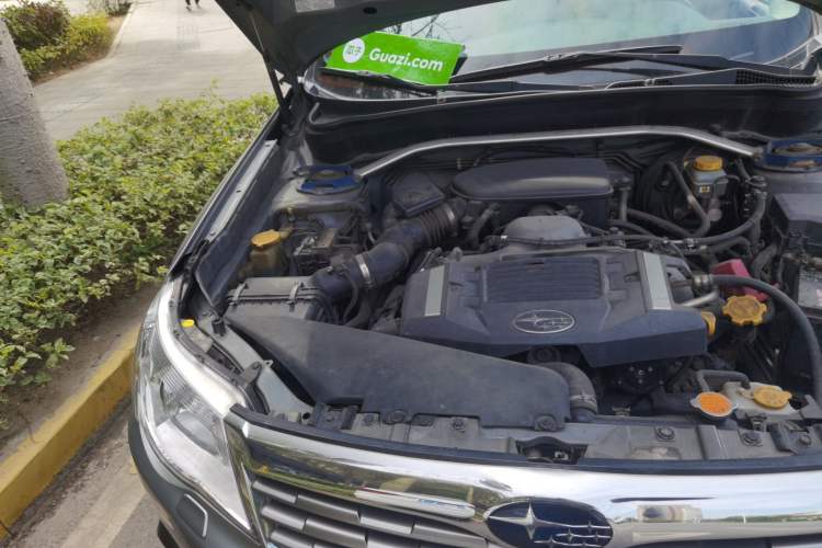 Used Subaru Forester 2010 2.5XS 100 000-Yuan Tonghui Commemorative Edition Engine Bay Right