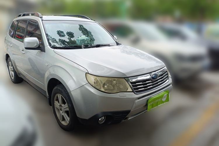 Used Subaru Forester 2010 2.0 XS Automatic Luxury Edition Front Right 45 Deg