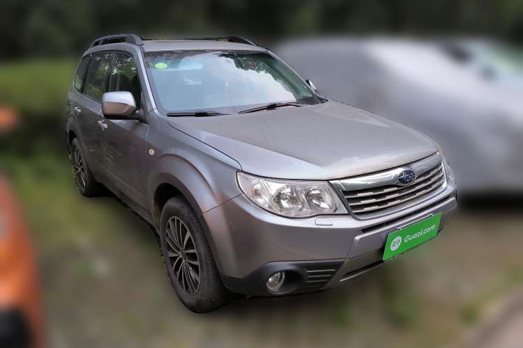Used Subaru Forester 2010 2.0 XS Automatic Luxury Edition Front Right 45 Deg