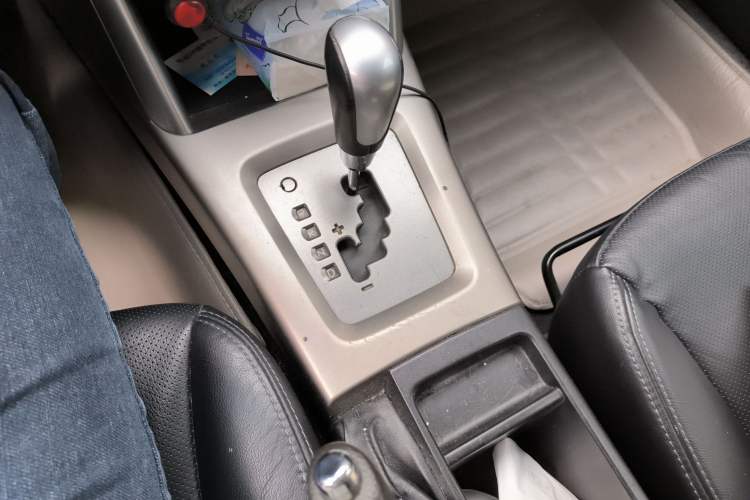 Used Subaru Forester 2010 2.0 XS Automatic Luxury Edition Gear Lever