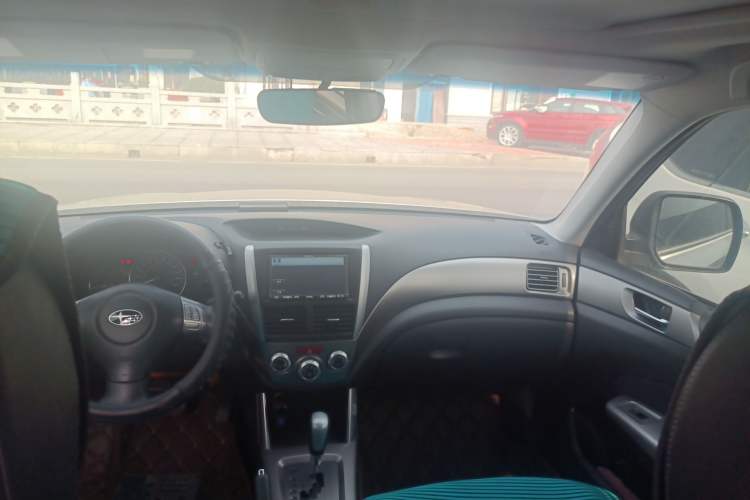 Used Subaru Forester 2010 2.0 XS - 100 000-Yuan Tonghui Commemorative Edition Headliner