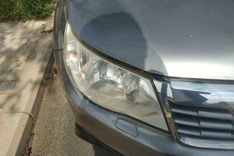 Used Subaru Forester 2010 2.0 XS Manual Deluxe Edition Right Front Headlight