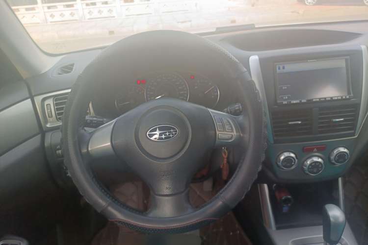 Used Subaru Forester 2010 2.0 XS - 100 000-Yuan Tonghui Commemorative Edition Steering Wheel