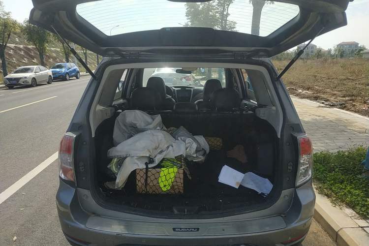 Used Subaru Forester 2010 2.0 XS Manual Deluxe Edition Trunk