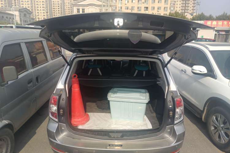 Used Subaru Forester 2010 2.0 XS - 100 000-Yuan Tonghui Commemorative Edition Trunk