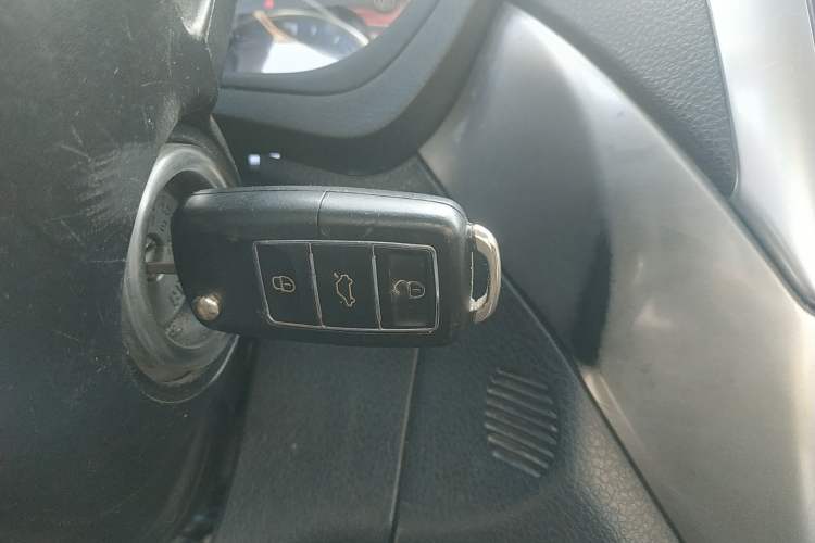 Used Subaru Forester 2010 2.0 XS Manual Deluxe Edition Vehicle Key