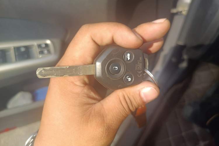 Used Subaru Forester 2010 2.0 XS - 100 000-Yuan Tonghui Commemorative Edition Vehicle Key