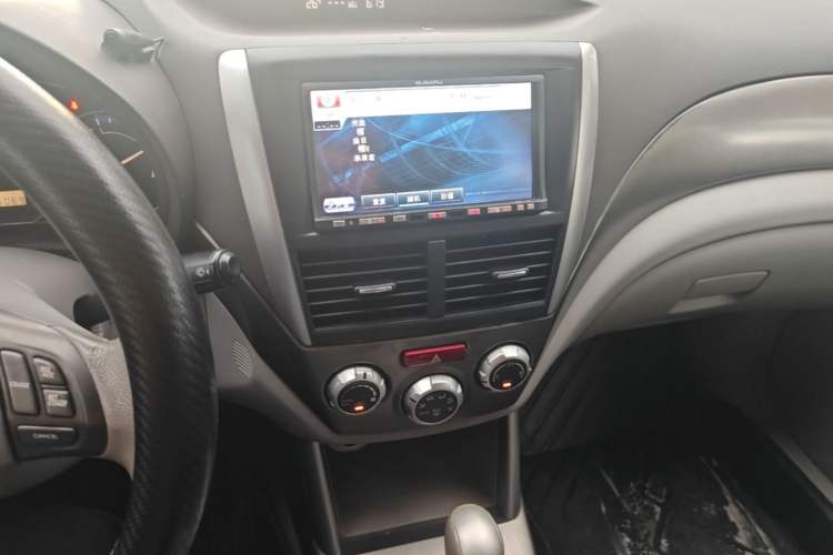 Used Subaru Forester 2010 2.5XS Luxury Navigation Edition Audio And AC Panel