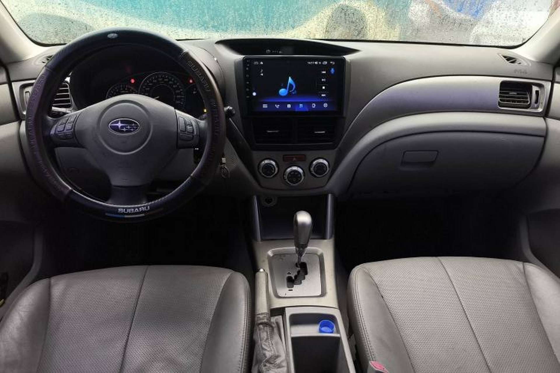 Used Subaru Forester 2010 2.5XS Automatic Luxury Edition Center Console