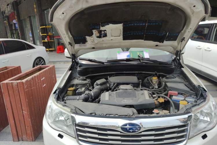 Used Subaru Forester 2010 2.5XS Automatic Luxury Edition Engine Bay Right