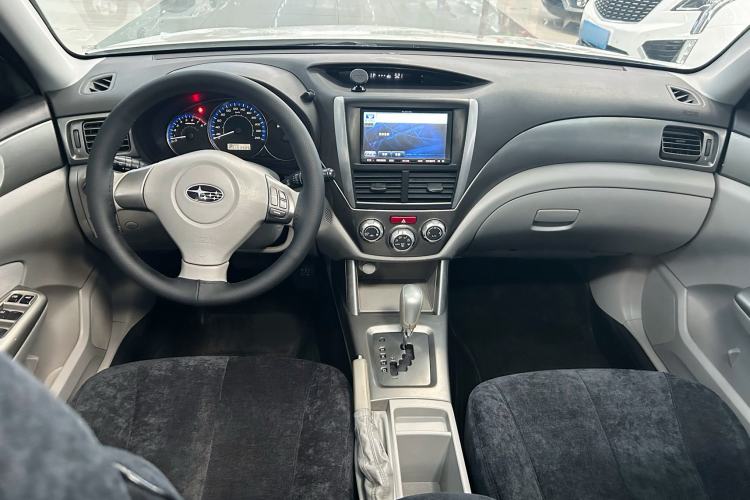 Used Subaru Forester 2010 2.5XS Automatic Luxury Edition Gear Lever