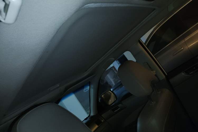 Used Subaru Forester 2010 2.5XS Automatic Luxury Edition Headliner