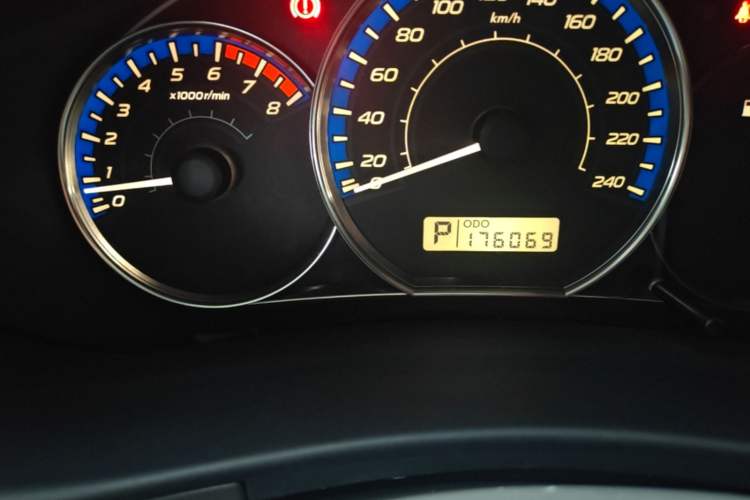 Used Subaru Forester 2010 2.5XS Luxury Navigation Edition Odometer Close Up