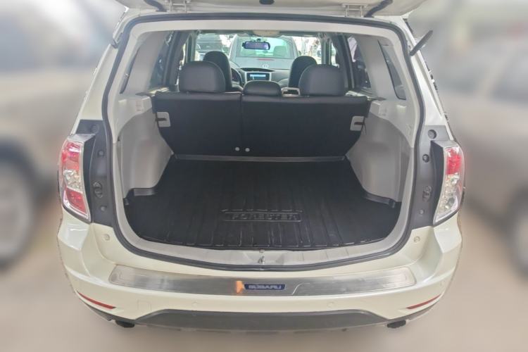 Used Subaru Forester 2010 2.5XS Luxury Navigation Edition Trunk