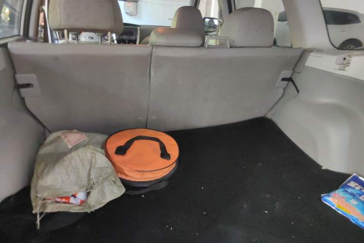 Used Subaru Forester 2010 2.0 XS Automatic Luxury Edition Trunk