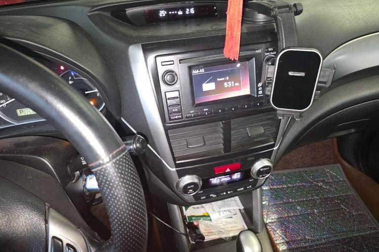 Used Subaru Forester 2011 2.5XS Automatic Luxury Edition Audio And AC Panel
